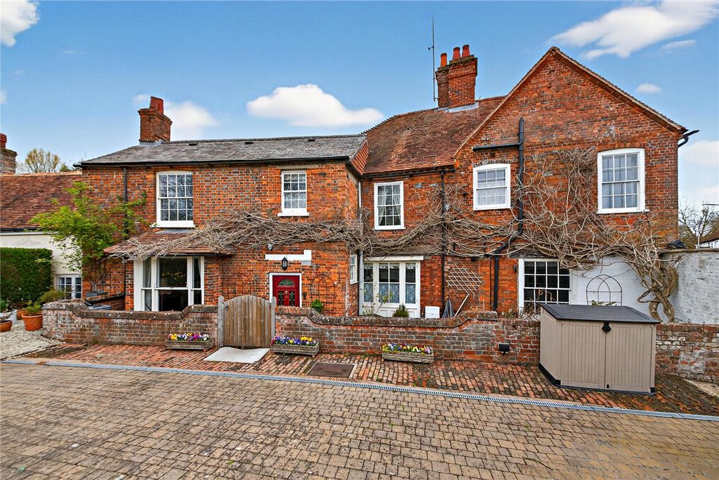 7 bed semi-detached house for saleBridge Street, Hungerford, Berkshire RG17