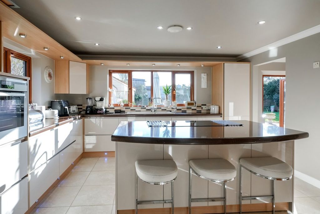 Additional image 3 of 5 bed detached house for saleLongstaff Way, Hartford, Huntingdon PE29
