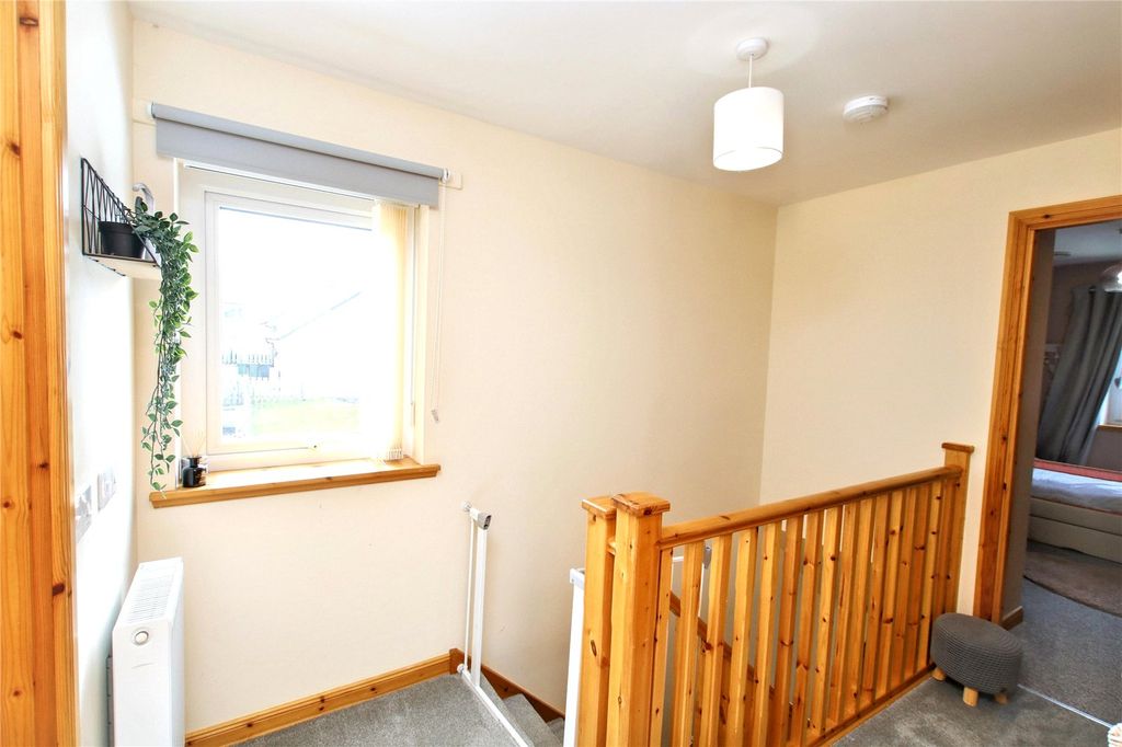 Additional image 8 of 3 bed semi-detached house for saleLiberator Drive, Kirkwall KW15