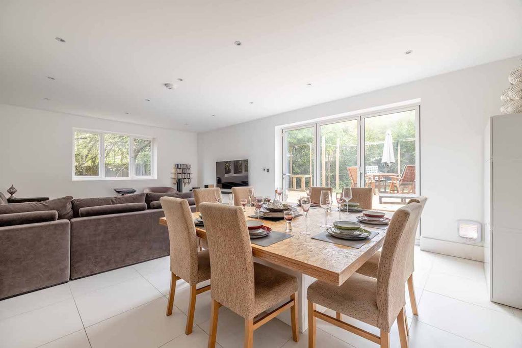 Additional image 2 of 4 bed detached house for saleCopse Wood, Iver Heath SL0