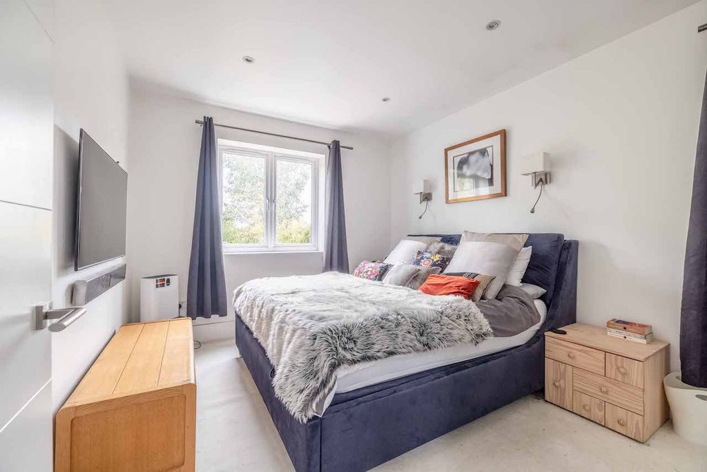 Additional image 5 of 4 bed detached house for saleCopse Wood, Iver Heath SL0