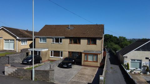 Ravenhill Road, Swansea SA5