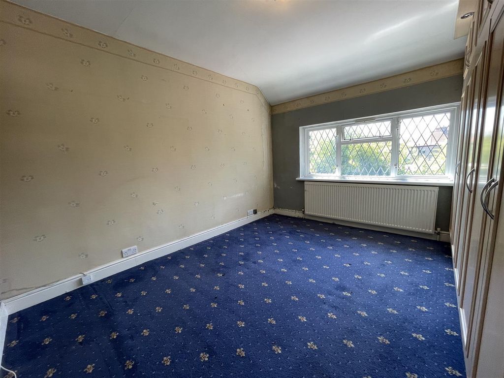 Additional image 3 of 3 bed semi-detached house for saleGresham Road, Hounslow TW3