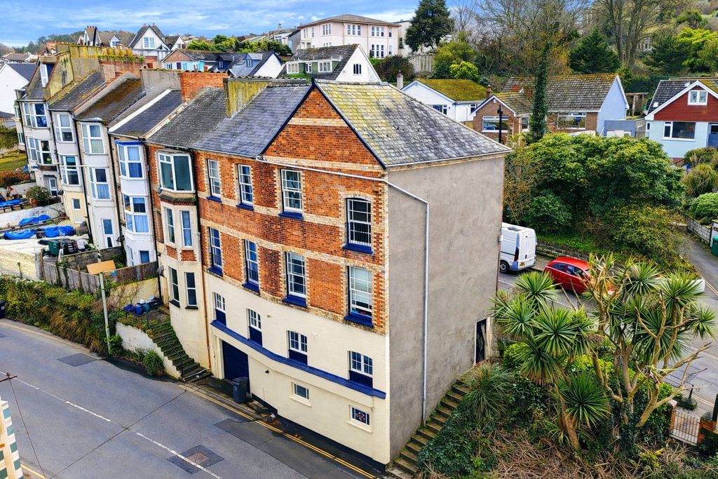 9 bed end terrace house for saleSt. Brannocks Road, Ilfracombe, Devon EX34
