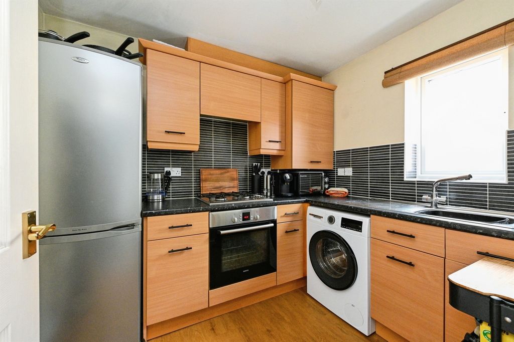 Additional image 2 of 2 bed flat for saleTyrrell Crescent, South Wootton, King's Lynn PE30