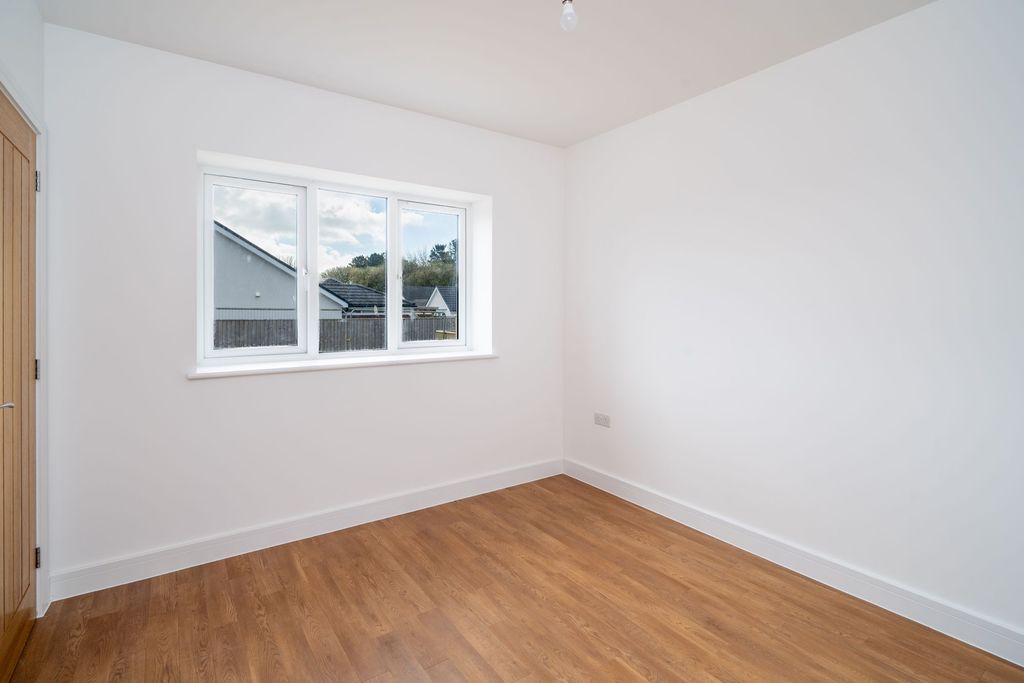 Additional image 18 of 3 bed detached bungalow for sale10-24 Llys Y Felin, Kidwelly SA17