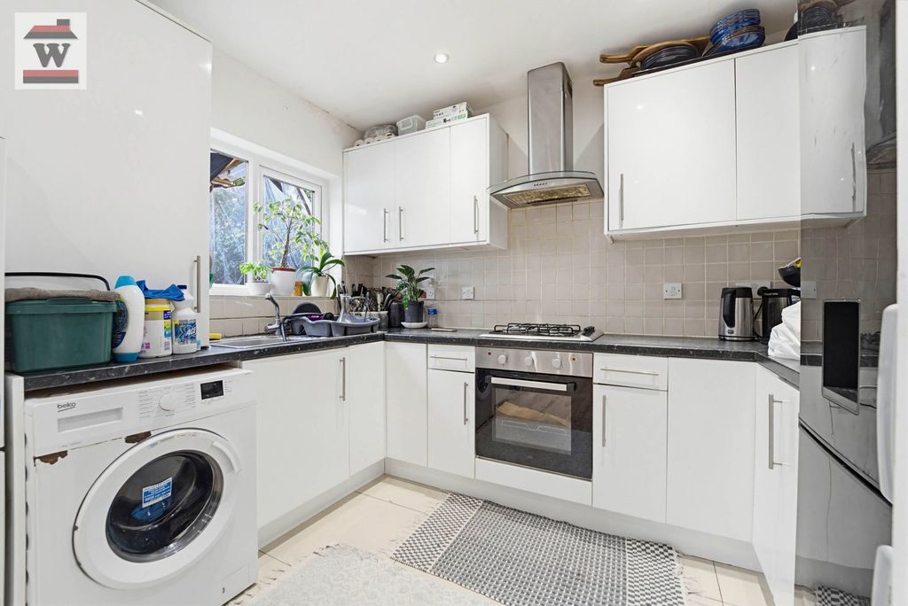 Additional image 5 of 3 bed semi-detached house for saleSpring Grove Crescent, Hounslow TW3