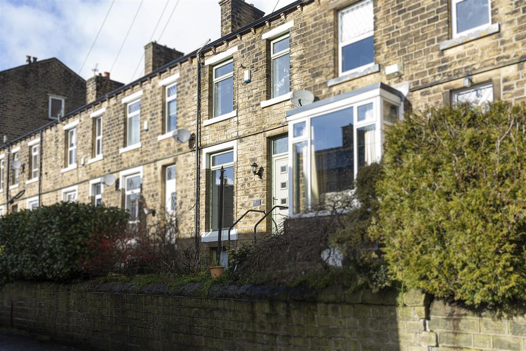 3 bed terraced house for saleHandel Street, Golcar, Huddersfield HD7