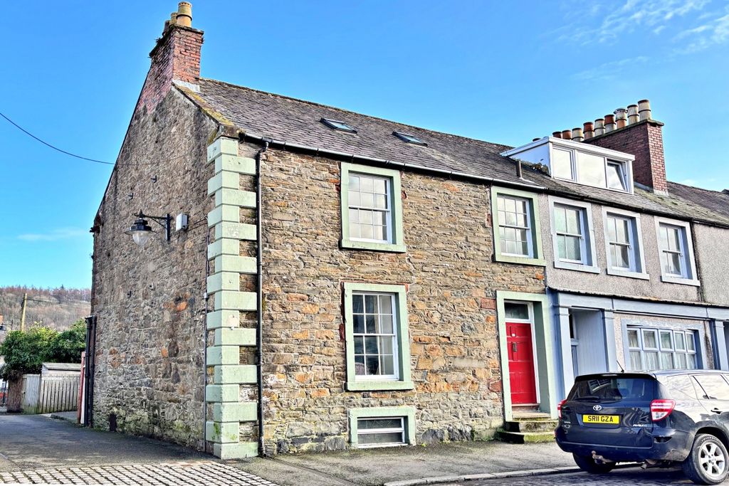 4 bed end terrace house for saleCastle Street, Kirkcudbright DG6