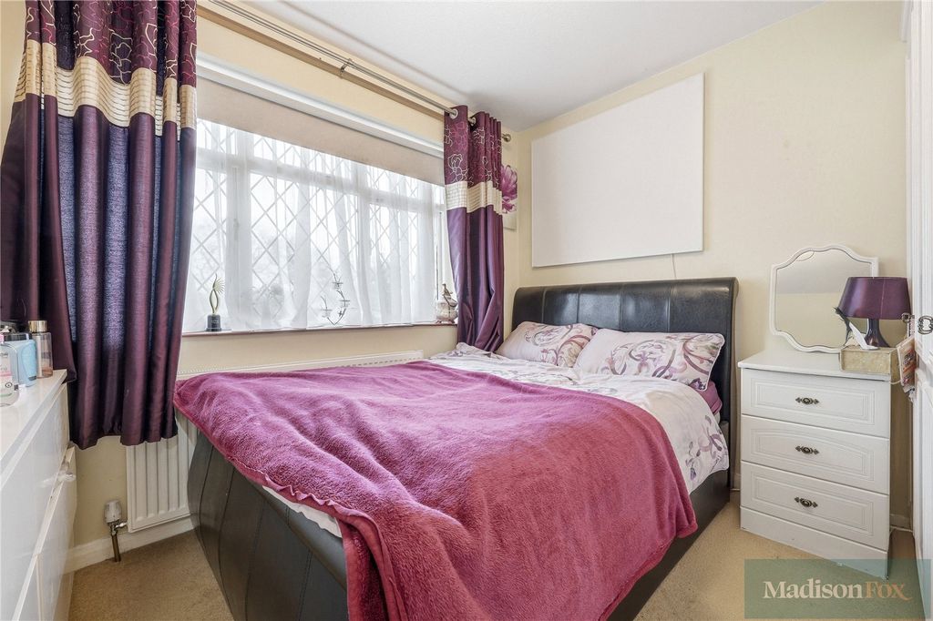 Additional image 19 of 4 bed detached house for saleTomswood Road, Chigwell, Essex IG7