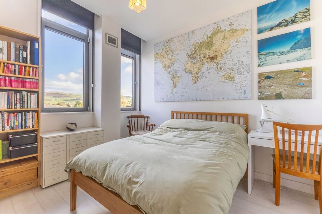 Additional image 2 of 2 bed flat for sale403 Sand Aire House Stramongate, Kendal LA9