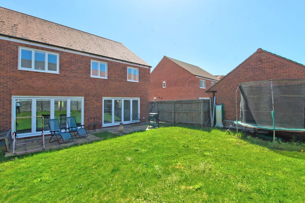 Additional image 27 of 5 bed detached house for saleVanneck Close, Kidderminster DY11