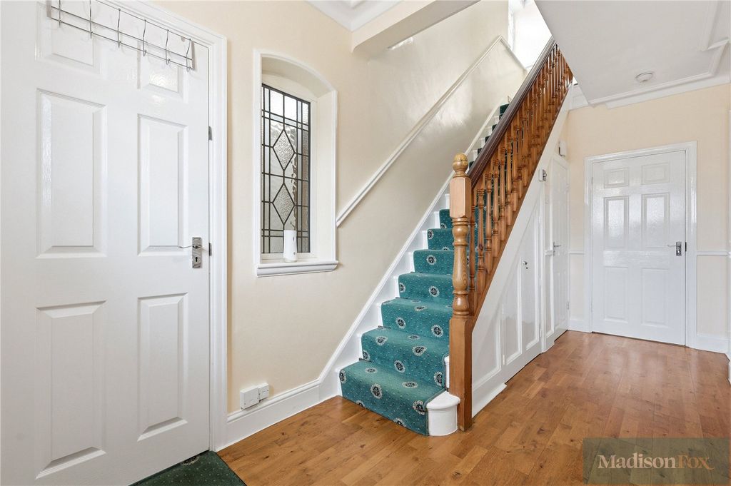 Additional image 2 of 4 bed detached house for saleWoodford Avenue, Ilford IG2