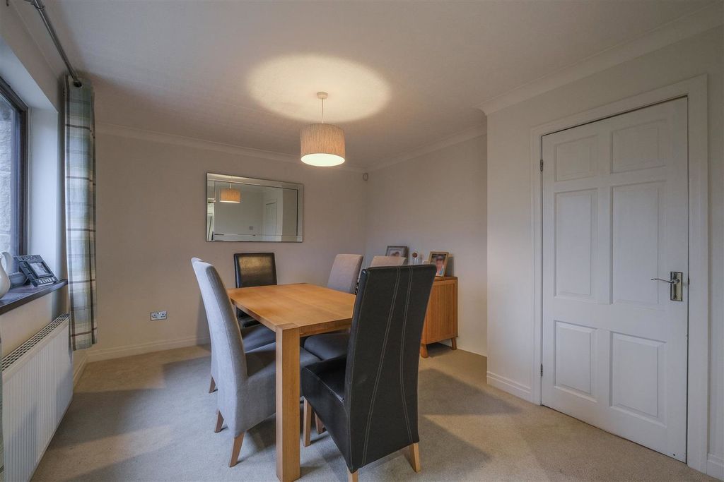 Additional image 8 of 4 bed detached house for salePrince Wood Lane, Huddersfield HD2