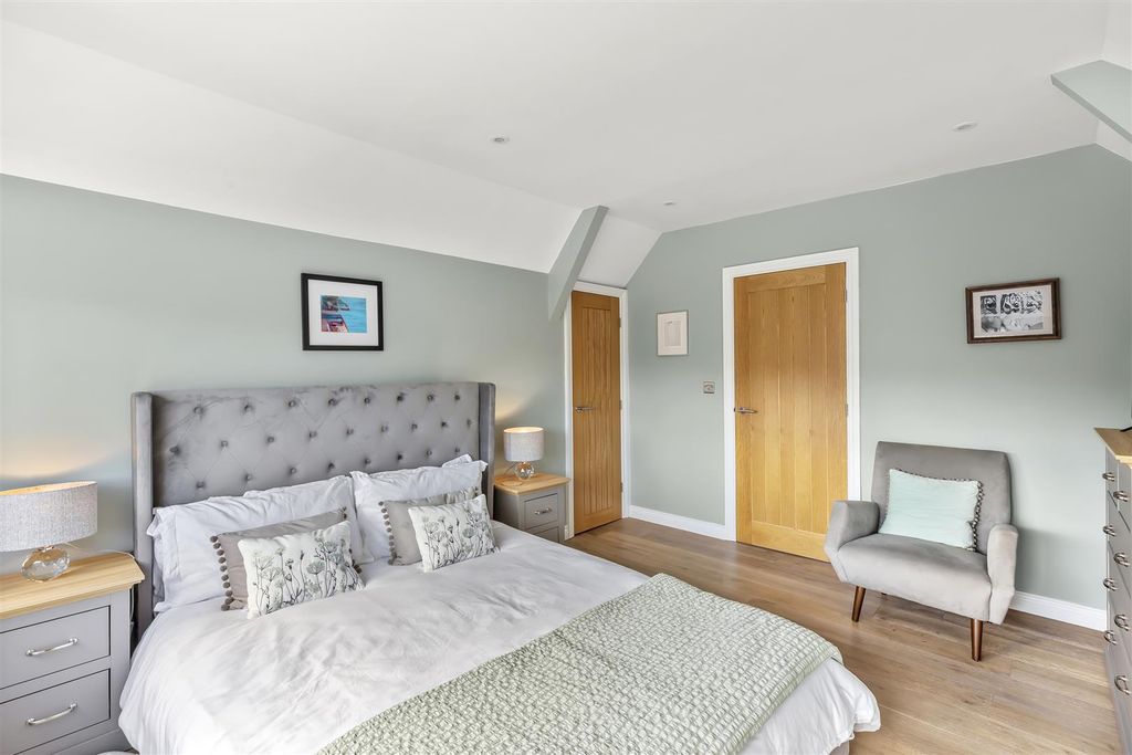 Additional image 18 of 4 bed detached house for saleLeeds Road, Ilkley LS29