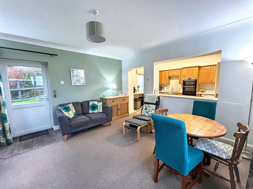 Additional image 7 of 3 bed detached bungalow for saleMeinciau Road, Mynyddygarreg, Kidwelly SA17
