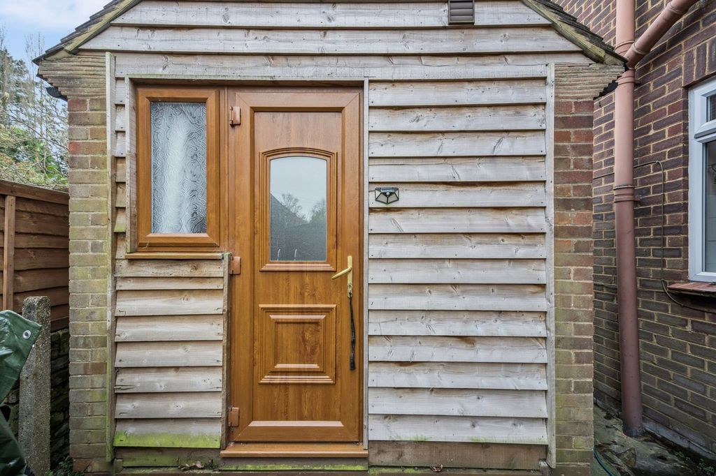 Additional image 18 of 5 bed detached house for saleWood Lane Close, Iver SL0