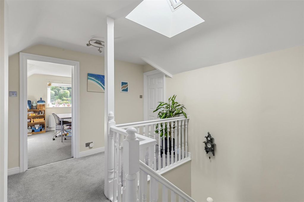 Additional image 11 of 5 bed property for saleOaklands, Westwood Drive, Ilkley LS29