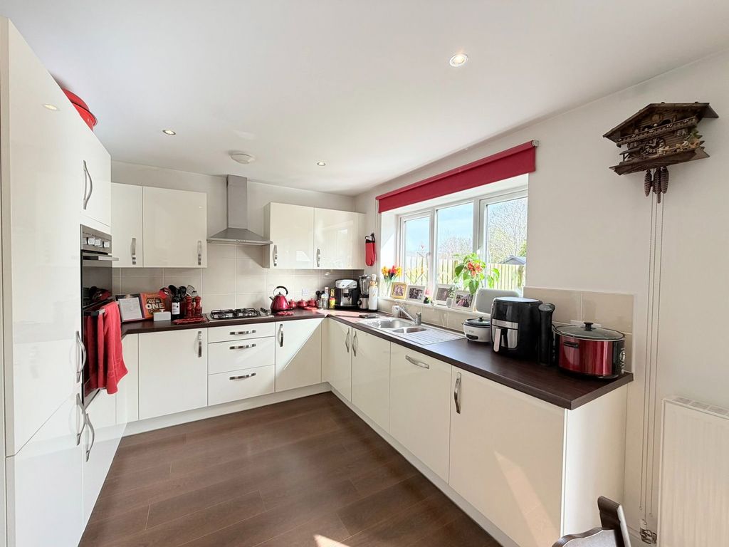 Additional image 8 of 4 bed detached house for saleRowan Crescent, Hyde SK14