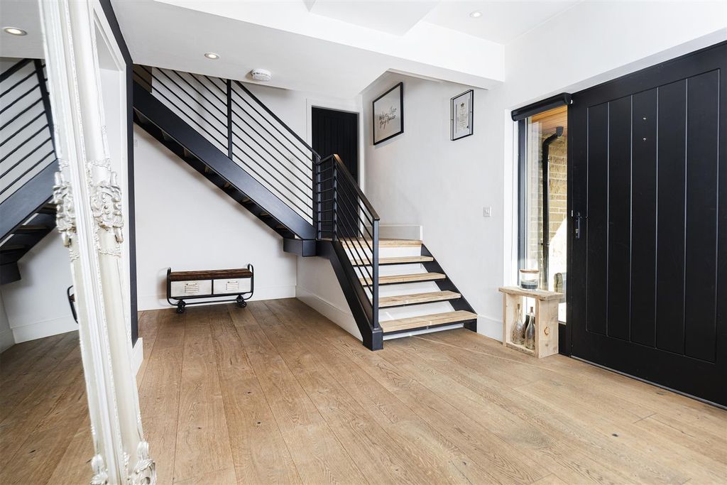 Additional image 22 of 4 bed detached house for saleOakfield Road, Birkby, Huddersfield HD2