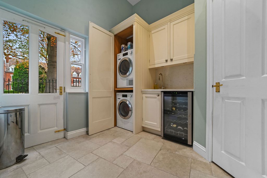 Additional image 28 of 7 bed detached house for saleWesterfield Road, Ipswich IP4