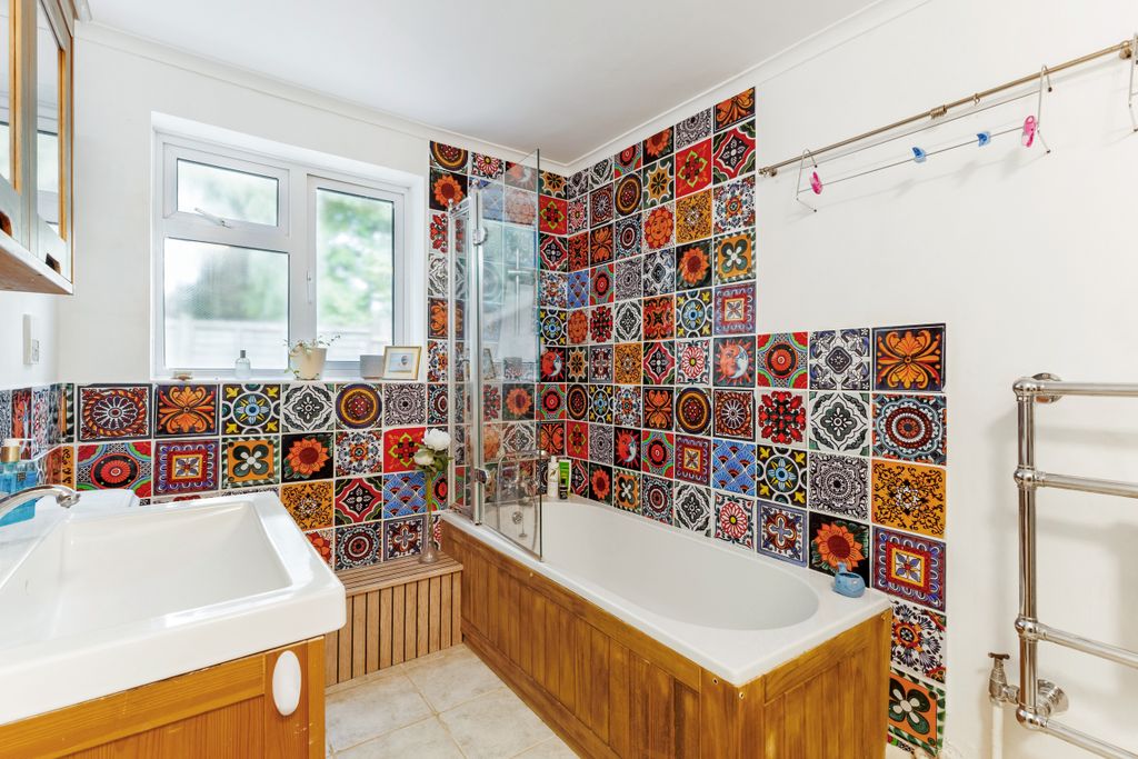 Additional image 9 of 3 bed detached house for salePriory Road, Hungerford RG17