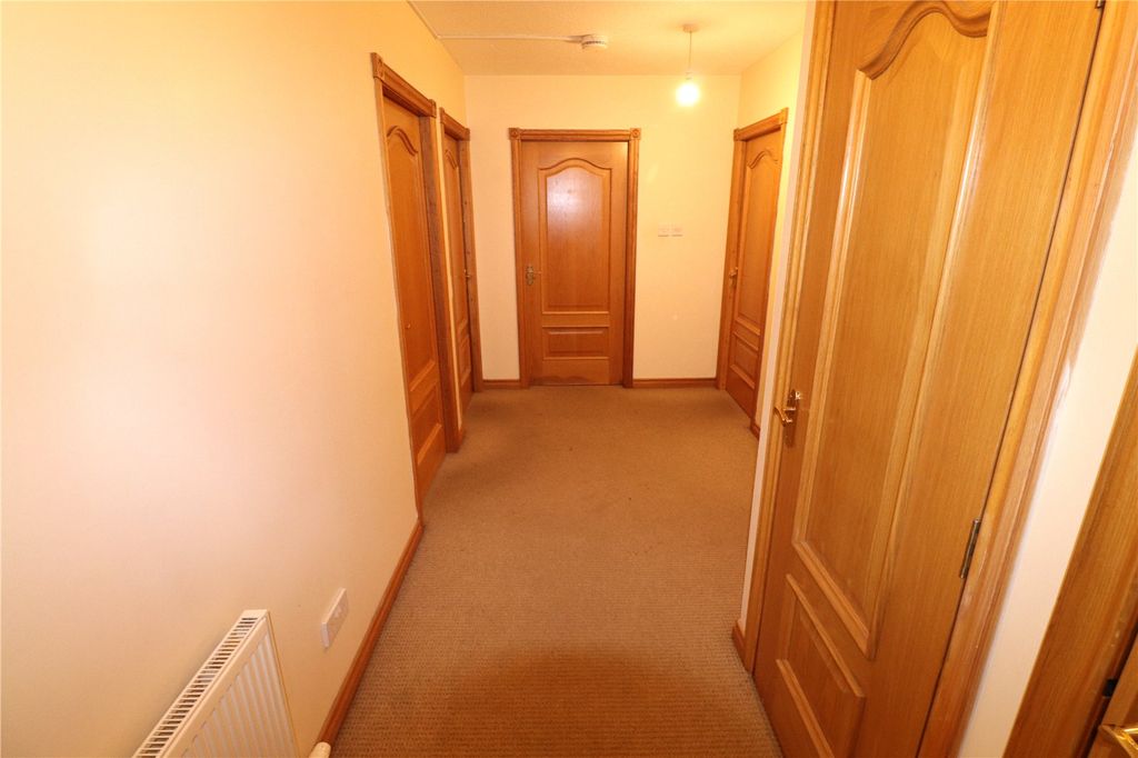 Additional image 2 of 2 bed flat for saleBinney Wells, Kirkcaldy KY1
