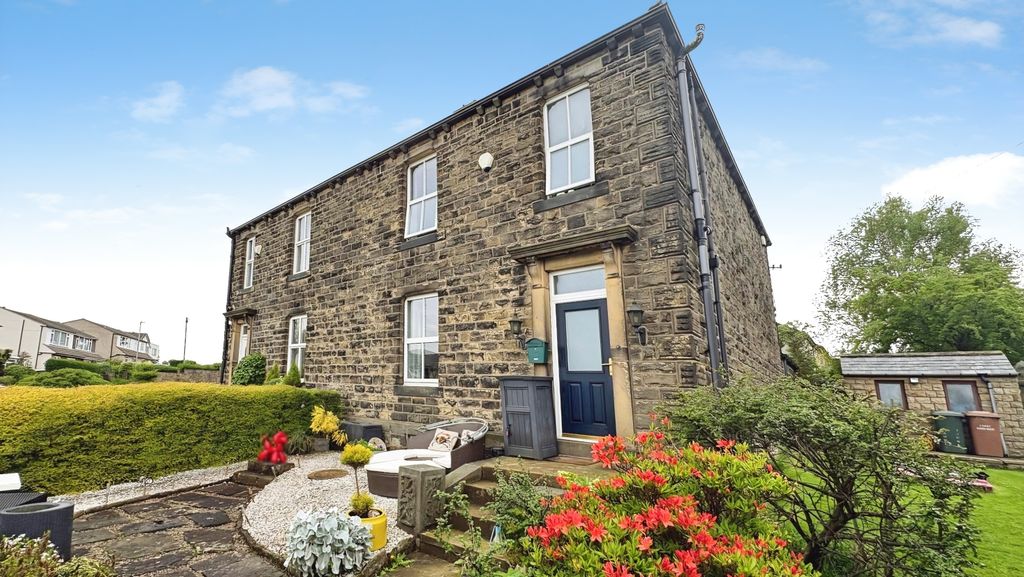 3 bed semi-detached house for saleThwaites Brow Road, Long Lee, Keighley, West Yorkshire BD21