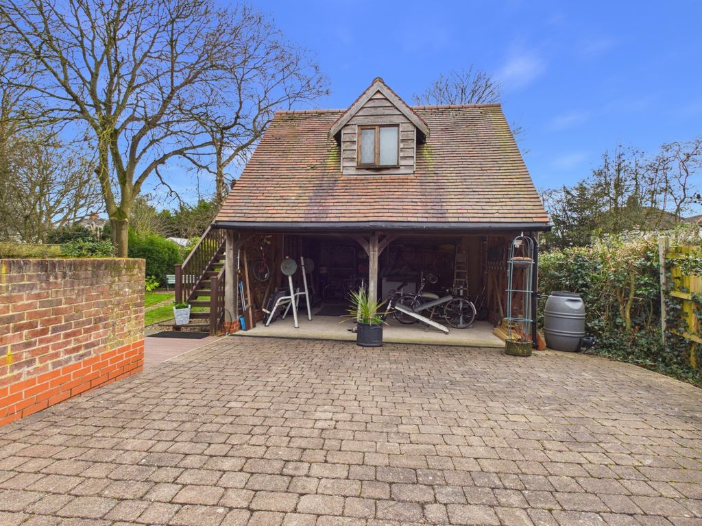 Additional image 30 of 6 bed detached house for saleNewland Park, Hull HU5