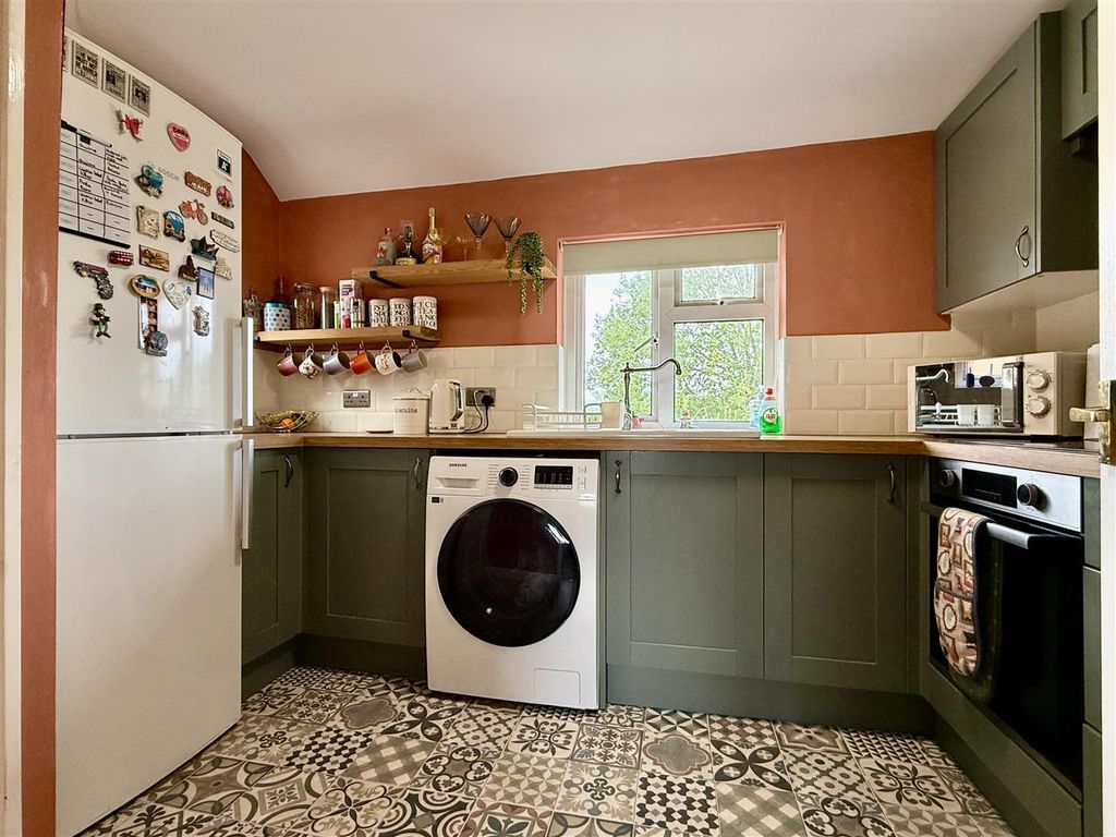 Additional image 4 of 2 bed flat for saleRoman Way, Stretton Sugwas, Hereford HR4