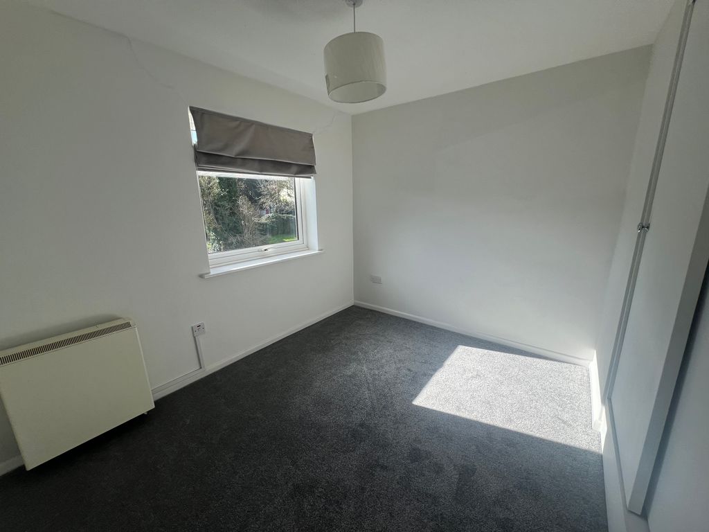 Additional image 7 of 1 bed flat for saleFirgrove Court, Hungerford RG17