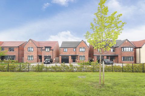 White House Drive, Moorfields NE12