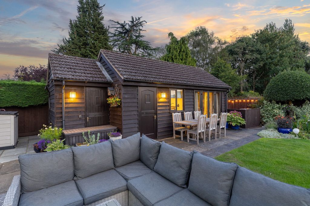 Additional image 19 of 4 bed bungalow for saleThe Lanes, Houghton, Huntingdon PE28