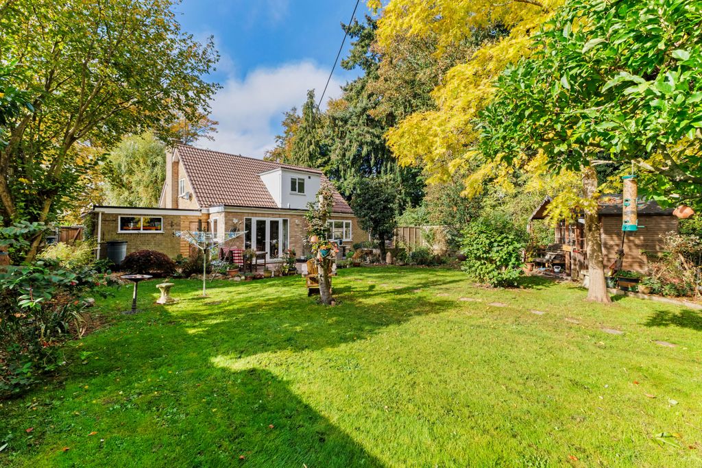 Additional image 13 of 3 bed detached house for salePriory Road, Hungerford RG17
