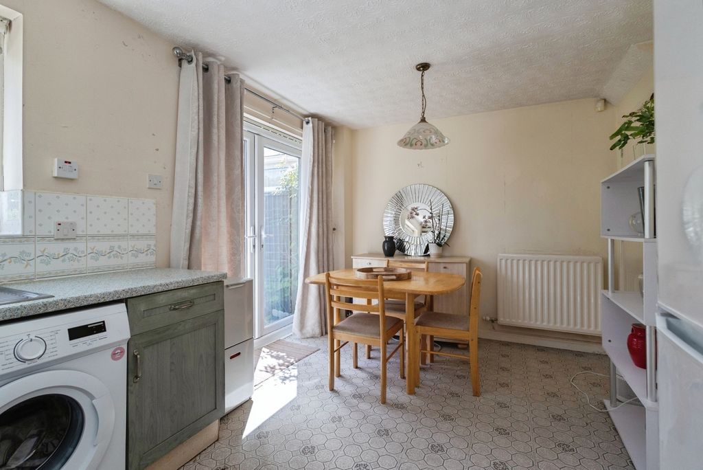Additional image 7 of 3 bed semi-detached house for saleJames Drive, Hyde, Greater Manchester SK14