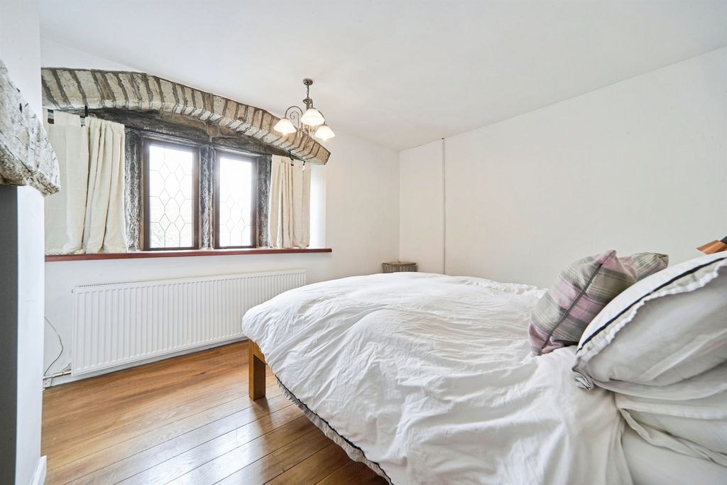 Additional image 12 of 4 bed semi-detached house for saleLong Lee Lane, Keighley BD21