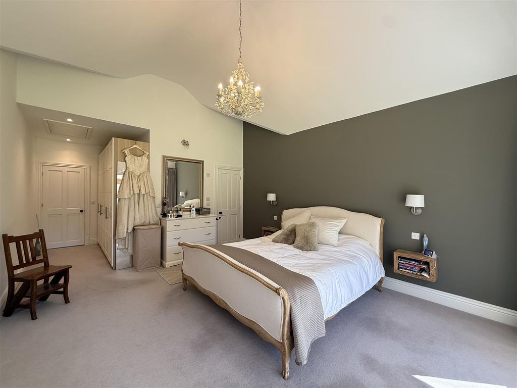 Additional image 15 of 5 bed detached house for saleGreen Lane, Gee Cross, Hyde SK14