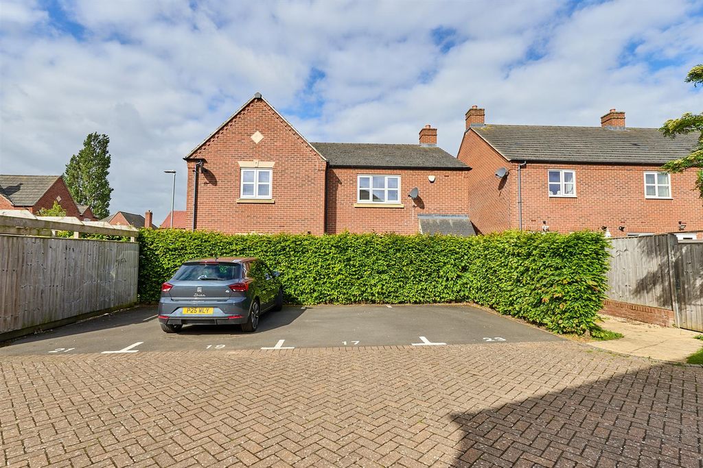 Additional image 11 of 1 bed flat for saleRyelands Crescent, Stoke Golding, Nuneaton CV13