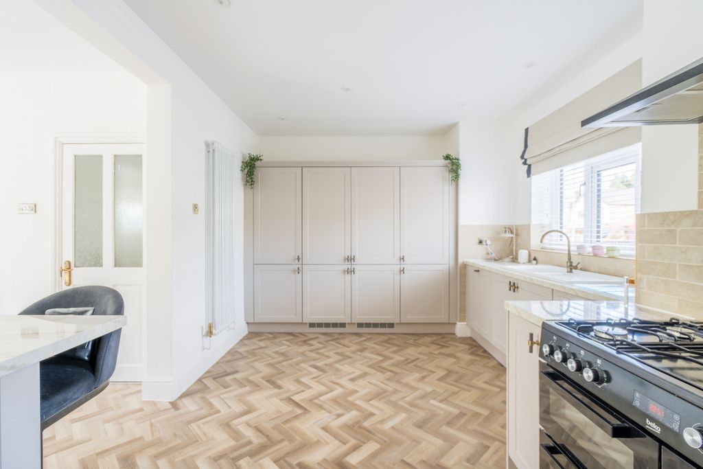 Additional image 8 of 4 bed detached house for saleChester Road South, Kidderminster DY10