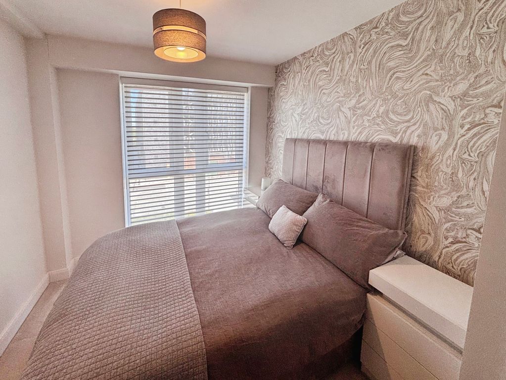 Additional image 8 of 2 bed flat for saleQueen Street, City Centre, Hull HU1