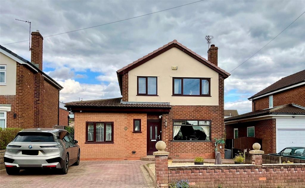 Additional image 2 of 4 bed detached house for saleWelch Road, Hyde, Greater Manchester SK14