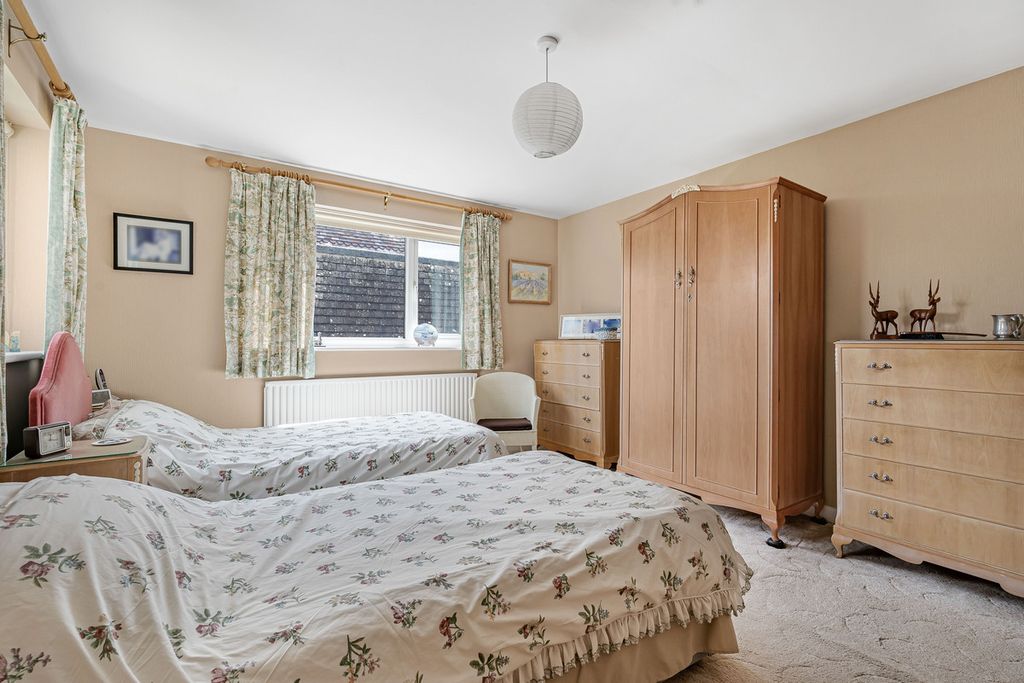 Additional image 5 of 4 bed detached house for saleThe Moors, Kidlington OX5