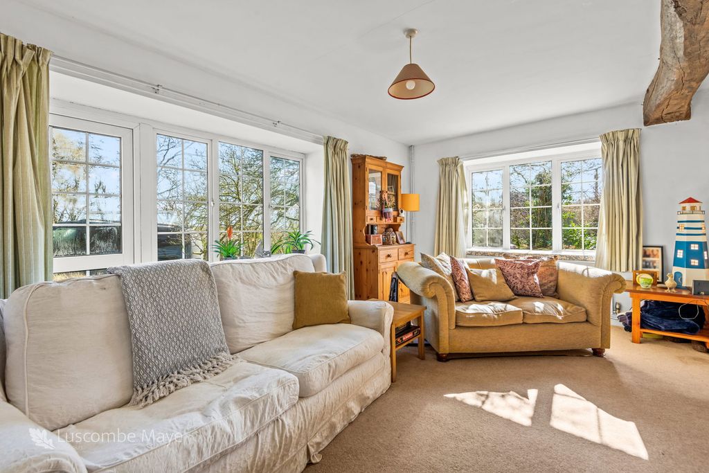 4 bed barn conversion for saleCheston, Wranagton TQ10 photo 4