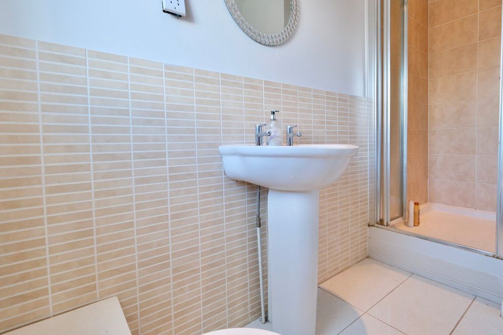 Additional image 15 of 6 bed detached house for saleJarwood Walk, Godmanchester, Huntingdon PE29