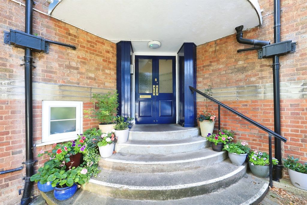 Additional image 14 of 1 bed flat for saleComberton Road, Kidderminster DY10