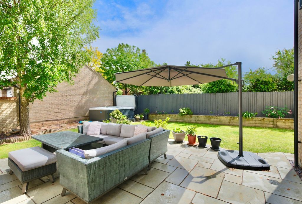Additional image 29 of 6 bed detached house for saleJarwood Walk, Godmanchester, Huntingdon PE29
