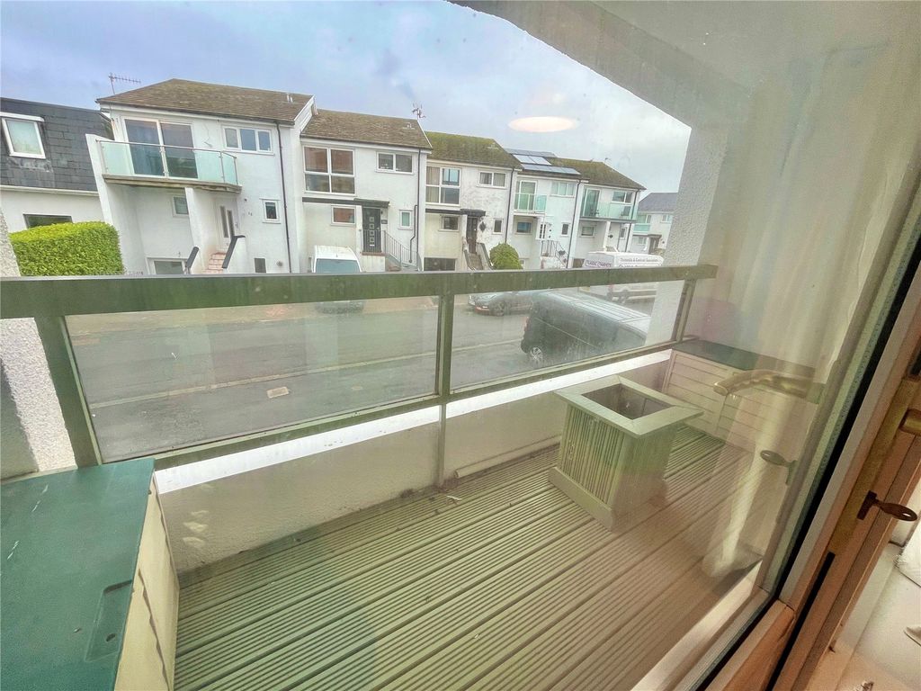 1 bed flat for saleCaptains Walk, Saundersfoot, Pembrokeshire SA69 photo 2