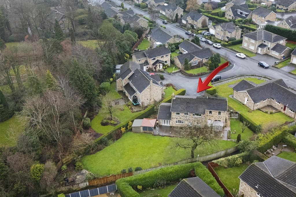 Additional image 54 of 5 bed detached house for saleThe Ghyll, Fixby, Huddersfield HD2