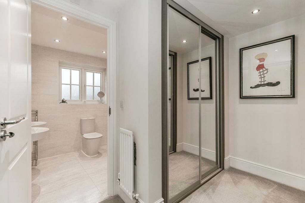 Additional image 12 of 5 bed detached house for saleSwynford Road, Alconbury Weald, Huntingdon PE28