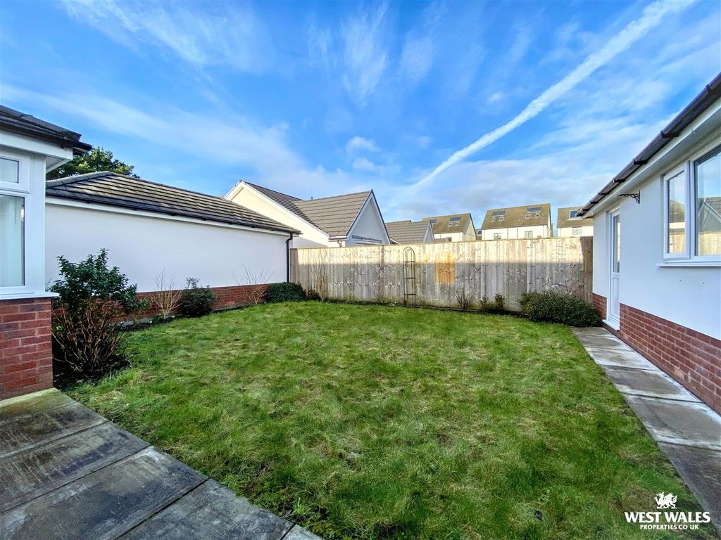 Additional image 19 of 3 bed detached bungalow for saleLlys Y Felin, Kidwelly SA17